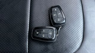 Used 2019 Tata Harrier XT Diesel Manual extra CAR KEY VIEW