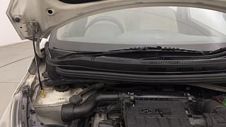 Used 2015 Hyundai Xcent [2014-2017] Prime T Plus CRDI Diesel Manual engine ENGINE RIGHT SIDE HINGE & APRON VIEW