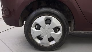 Used 2022 Tata Tigor Revotron XZ CNG Petrol+cng Manual tyres RIGHT REAR TYRE RIM VIEW