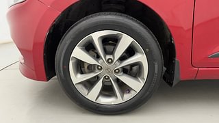 Used 2015 Hyundai Elite i20 [2014-2018] Asta 1.2 Petrol Manual tyres LEFT FRONT TYRE RIM VIEW