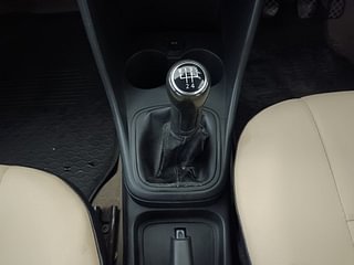 Used 2011 Volkswagen Polo [2010-2014] Trendline 1.2L (P) Petrol Manual interior GEAR  KNOB VIEW
