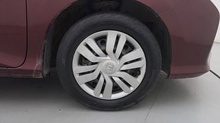 Used 2015 Honda City [2014-2017] S Petrol Manual tyres RIGHT FRONT TYRE RIM VIEW