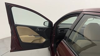 Used 2016 Honda City [2014-2017] V Petrol Manual interior LEFT FRONT DOOR OPEN VIEW