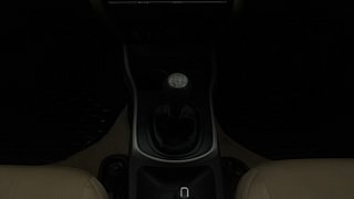 Used 2016 Honda City [2014-2017] V Petrol Manual interior GEAR  KNOB VIEW