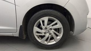Used 2016 honda Jazz V Petrol Manual tyres RIGHT FRONT TYRE RIM VIEW