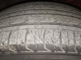 Used 2011 Volkswagen Polo [2010-2014] Trendline 1.2L (P) Petrol Manual tyres LEFT FRONT TYRE TREAD VIEW