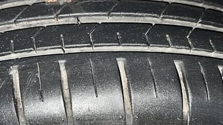Used 2022 Maruti Suzuki Dzire ZXI Plus Petrol Manual tyres RIGHT REAR TYRE TREAD VIEW
