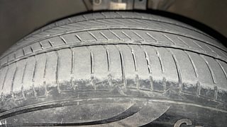 Used 2015 Volkswagen Vento [2015-2019] Highline Diesel AT Diesel Automatic tyres LEFT FRONT TYRE TREAD VIEW