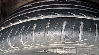 Used 2019 Ford EcoSport [2017-2021] Titanium 1.5L Ti-VCT Petrol Manual tyres RIGHT FRONT TYRE TREAD VIEW