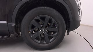 Used 2020 Tata Harrier XZ Plus Dark Edition Diesel Manual tyres RIGHT FRONT TYRE RIM VIEW