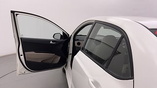 Used 2017 Hyundai Xcent [2017-2019] E+ CNG (Outside Fitted) Petrol+cng Manual interior LEFT FRONT DOOR OPEN VIEW
