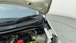 Used 2013 Maruti Suzuki Wagon R 1.0 [2010-2019] VXi Petrol Manual engine ENGINE LEFT SIDE HINGE & APRON VIEW