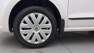 Used 2016 Volkswagen Polo [2015-2019] Comfortline 1.2L (P) Petrol Manual tyres LEFT FRONT TYRE RIM VIEW