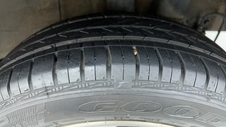 Used 2013 Hyundai Grand i10 [2013-2017] Asta 1.2 Kappa VTVT (O) Petrol Manual tyres LEFT REAR TYRE TREAD VIEW
