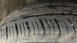 Used 2022 Honda Amaze 1.2 VX i-VTEC Petrol Manual tyres RIGHT FRONT TYRE TREAD VIEW