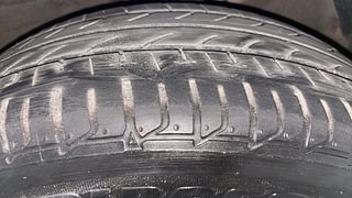 Used 2014 Hyundai Verna [2011-2015] Fluidic 1.6 VTVT SX Petrol Manual tyres RIGHT FRONT TYRE TREAD VIEW