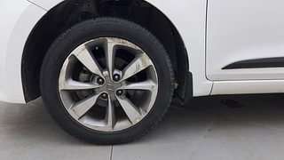 Used 2017 Hyundai Elite i20 [2014-2018] Asta 1.2 (O) Petrol Manual tyres LEFT FRONT TYRE RIM VIEW