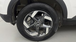 Used 2021 Hyundai Venue [2019-2022] SX 1.0 (O) Turbo iMT Petrol Manual tyres RIGHT REAR TYRE RIM VIEW