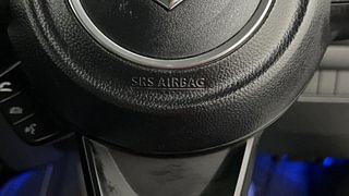 Used 2022 Maruti Suzuki Swift ZXI AMT Petrol Automatic top_features Airbags