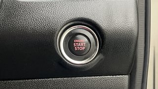 Used 2022 Maruti Suzuki Swift ZXI AMT Petrol Automatic top_features Keyless start