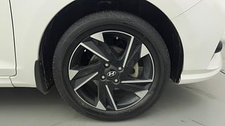 Used 2022 Hyundai Verna SX Opt IVT Petrol Petrol Automatic tyres RIGHT FRONT TYRE RIM VIEW