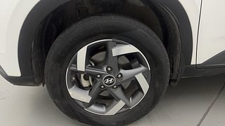 Used 2021 Hyundai Venue [2019-2022] SX 1.0 (O) Turbo iMT Petrol Manual tyres LEFT FRONT TYRE RIM VIEW
