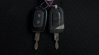 Used 2017 Datsun Redi-GO [2015-2019] T (O) Petrol Manual extra CAR KEY VIEW