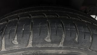 Used 2019 Hyundai Grand i10 [2017-2020] Sportz 1.2 Kappa VTVT Petrol Manual tyres LEFT REAR TYRE TREAD VIEW