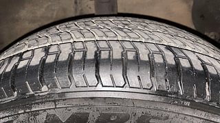 Used 2016 Hyundai Grand i10 [2013-2017] Sportz 1.2 Kappa VTVT Petrol Manual tyres RIGHT FRONT TYRE TREAD VIEW