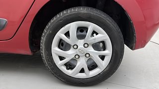 Used 2019 Hyundai Grand i10 [2017-2020] Sportz 1.2 Kappa VTVT Petrol Manual tyres LEFT REAR TYRE RIM VIEW