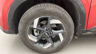 Used 2019 Hyundai Venue [2019-2022] SX Plus 1.0 Turbo DCT Petrol Automatic tyres LEFT FRONT TYRE RIM VIEW