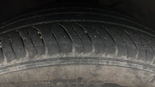 Used 2018 Maruti Suzuki Baleno [2015-2019] Alpha Petrol Petrol Manual tyres RIGHT FRONT TYRE TREAD VIEW