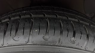 Used 2019 Hyundai Grand i10 [2017-2020] Sportz 1.2 Kappa VTVT Petrol Manual tyres RIGHT FRONT TYRE TREAD VIEW