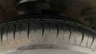 Used 2012 Hyundai i10 [2010-2016] Sportz 1.2 Petrol Petrol Manual tyres RIGHT FRONT TYRE TREAD VIEW