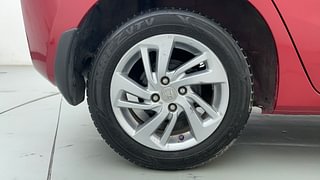 Used 2019 honda Jazz VX CVT Petrol Automatic tyres RIGHT REAR TYRE RIM VIEW