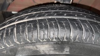 Used 2019 Maruti Suzuki Swift [2017-2021] VXi Petrol Manual tyres LEFT FRONT TYRE TREAD VIEW