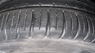 Used 2015 Volkswagen Vento [2015-2019] Highline Petrol Petrol Manual tyres LEFT FRONT TYRE TREAD VIEW