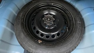 Used 2017 Hyundai Xcent [2017-2019] S AT Petrol Petrol Automatic tyres SPARE TYRE VIEW
