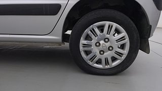 Used 2014 Hyundai Santro Xing [2007-2014] GLS Petrol Manual tyres LEFT REAR TYRE RIM VIEW