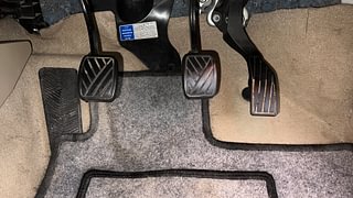 Used 2014 Maruti Suzuki Ciaz [2014-2017] ZDi Diesel Manual interior PEDALS VIEW