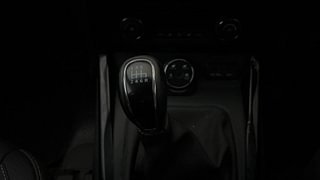 Used 2017 Tata Hexa XT 4x2 6 STR Diesel Manual interior GEAR  KNOB VIEW