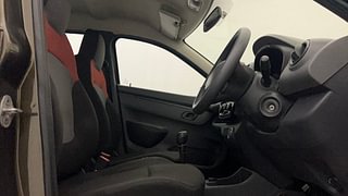 Used 2016 Renault Kwid [2015-2019] RXT Petrol Manual interior RIGHT SIDE FRONT DOOR CABIN VIEW