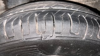 Used 2011 Hyundai i10 [2010-2016] Sportz 1.2 Petrol Petrol Manual tyres LEFT REAR TYRE TREAD VIEW