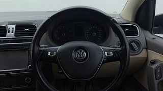 Used 2015 Volkswagen Vento [2015-2019] Highline Petrol Petrol Manual top_features Airbags