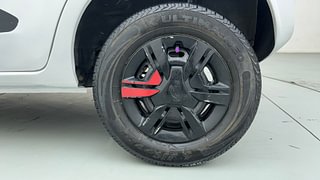 Used 2018 Datsun Redi-GO [2015-2019] T(O) 1.0L Limited Edition Petrol Manual tyres LEFT REAR TYRE RIM VIEW