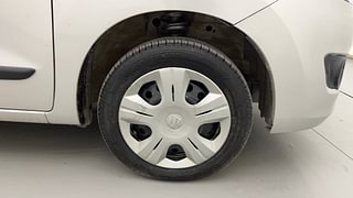 Used 2018 Maruti Suzuki Wagon R 1.0 [2015-2019] VXI AMT Petrol Automatic tyres RIGHT FRONT TYRE RIM VIEW