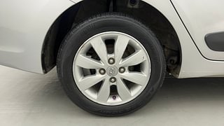 Used 2014 Hyundai Xcent [2014-2017] SX Petrol Petrol Manual tyres RIGHT REAR TYRE RIM VIEW