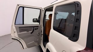 Used 2018 Mahindra Scorpio [2017-2020] S7 120 PS Diesel Manual interior LEFT REAR DOOR OPEN VIEW