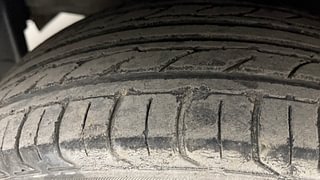 Used 2012 Honda Brio [2011-2016] S(O)MT Petrol Manual tyres LEFT FRONT TYRE TREAD VIEW