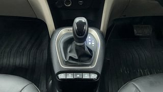 Used 2018 Hyundai New Santro 1.1 Sportz AMT Petrol Automatic interior GEAR  KNOB VIEW